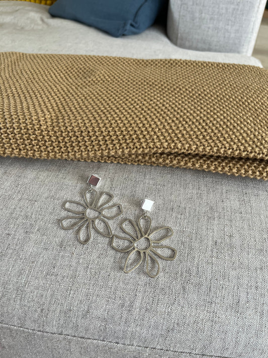 Flora Earrings