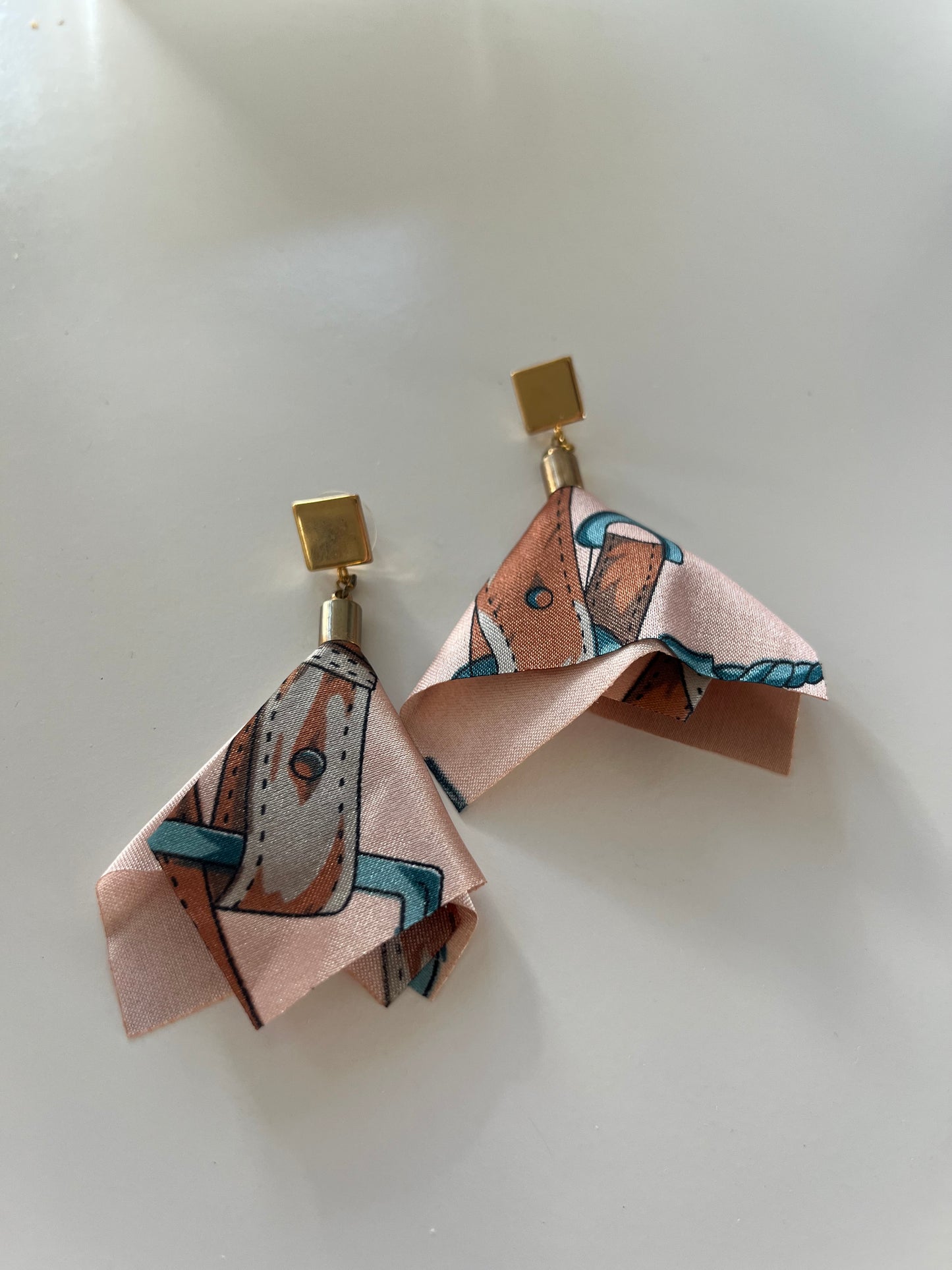 Pañuelo Earrings